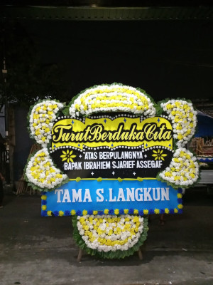 Papan Bunga Duka di Gedongkiwo